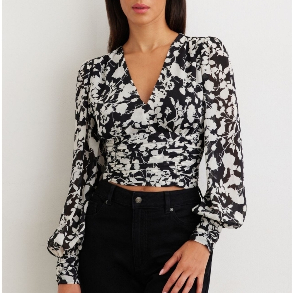 Dynamite Black and White Floral V Neck Ruched Blouse